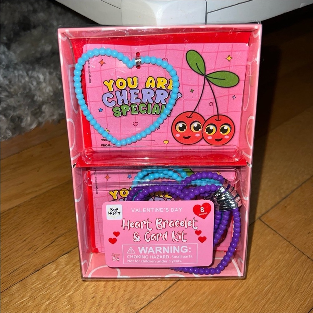 New aldis Valentine cherry 8 bracelet kids kit